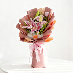 Bouquet bunga mawar dan lili pink elegan, online florist terpercaya